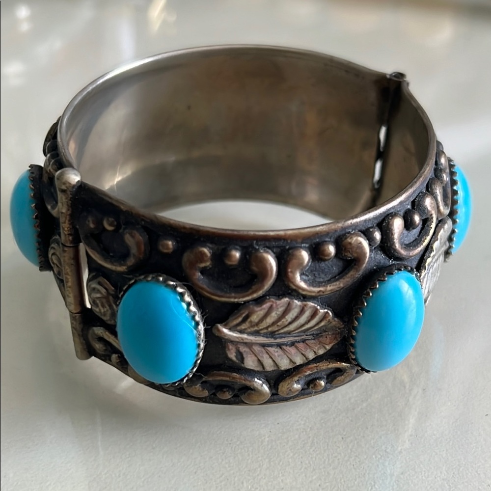 Vintage Silver and Turquoise Pull Hinge Bracelet
